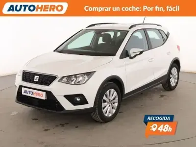 Usado Seat Arona Style 110 CV (80 kW) 2021 Blanco SUV