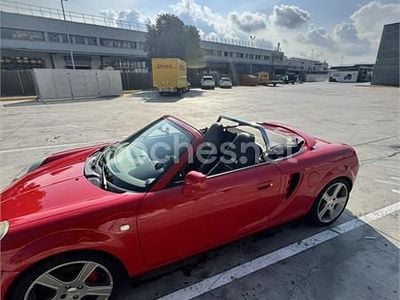 Usado Toyota MR2 140 CV (102 kW) 2004 Rojo Descapotable