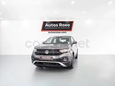 Usado VW T-Cross Advance 95 CV (69 kW) 2019 Gris / plata SUV