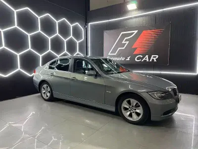 Usado BMW 325 218 CV (160 kW) 2008 Azul Berlina