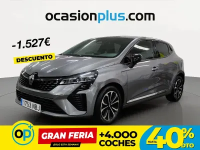 Usado Renault Clio V Techno 90 CV (66 kW) 2025 Gris Berlina