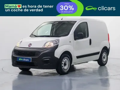 Używany Fiat Fiorino 80 KM (58 kW) 2020 Biały Minivan