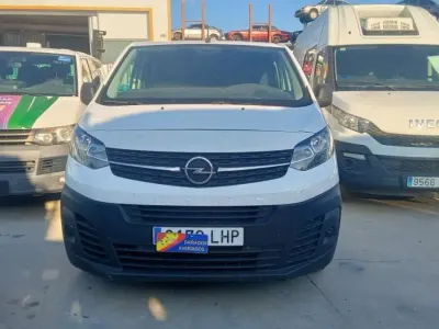 Usado Opel Vivaro 102 CV (75 kW) 2020 Blanco Monovolumen