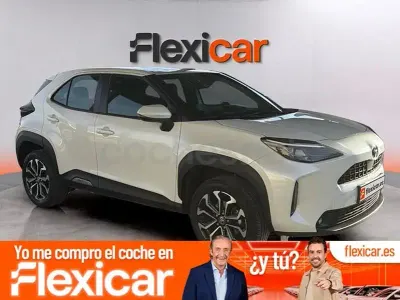 Usado Toyota Yaris Cross Active 116 CV (85 kW) 2022 Blanco SUV