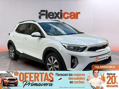 Usado Kia Stonic 84 CV (61 kW) 2022 Blanco SUV