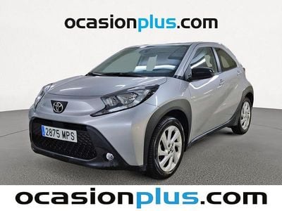 Gris Usado 2024 Toyota Aygo X Play SUV | 12.864 € (Precio justo)