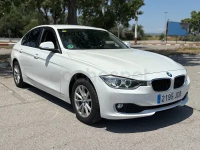 Usado BMW 318 143 CV (105 kW) 2015 Blanco Berlina