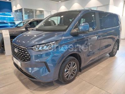 Azul Nuevo 2025 Ford Tourneo Titanium Monovolumen | 51.990 € (Caro)