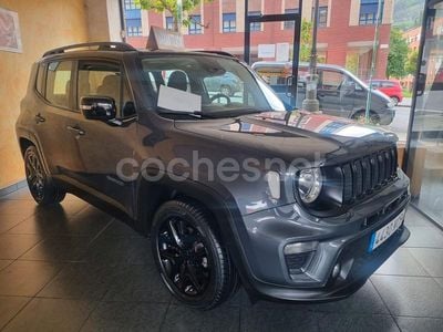 Usado Jeep Renegade Night Eagle 130 CV (95 kW) 2022 Verde SUV