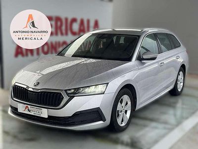Usado Skoda Octavia Ambition 116 CV (85 kW) 2021 Gris Utilitario
