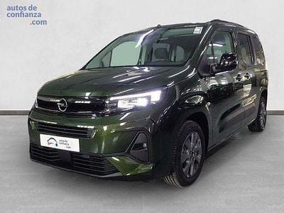 Nuevo Opel Combo 100 CV (73 kW) 2026 Verde Berlina