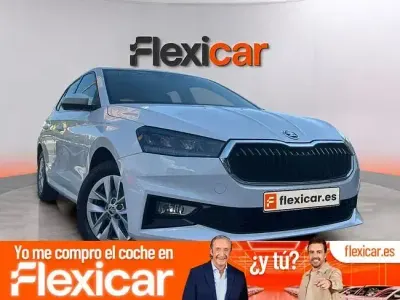 Usado Skoda Fabia Essence 80 CV (58 kW) 2024 Blanco Utilitario