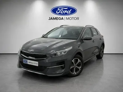 Usado Kia XCeed 141 CV (103 kW) 2021 Gris SUV