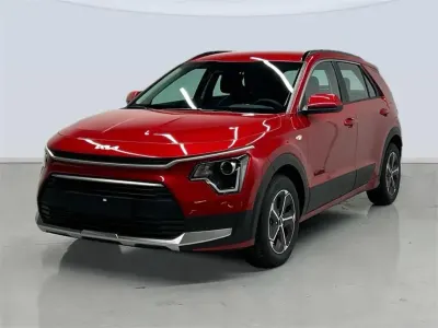Nuevo Kia Niro 137 CV (100 kW) 2025 Runway red SUV