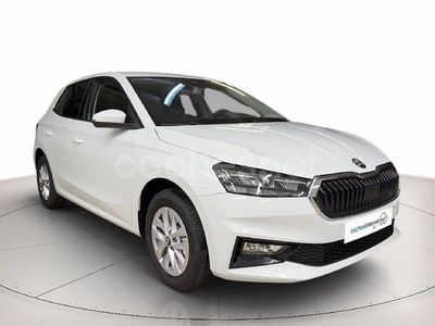 Usado Skoda Fabia Selection 115 CV (84 kW) 2025 Blanco Berlina