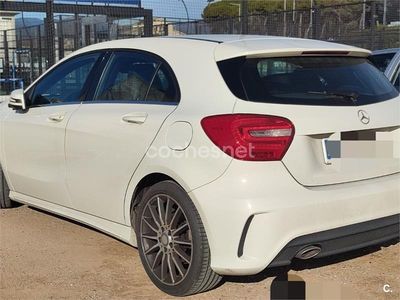 Usado Mercedes A200 AMG line 136 CV (100 kW) 2014 Blanco Berlina