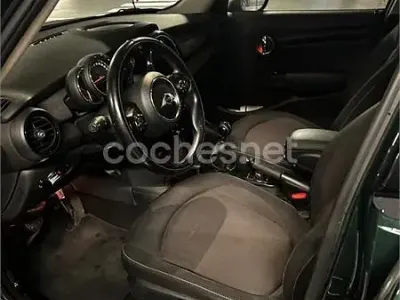 Usado Mini Cooper D 116 CV (85 kW) 2018 Verde Utilitario