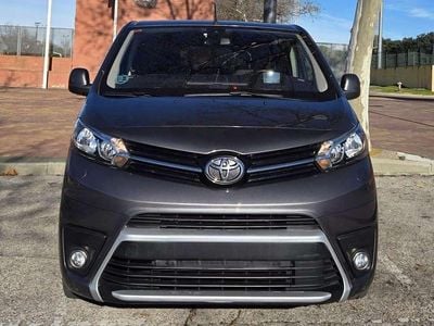 Usado Toyota Proace Advance 177 CV (130 kW) 2017 Gris Monovolumen