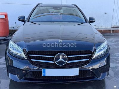 Usado Mercedes C220 194 CV (142 kW) 2018 Negro Familiar