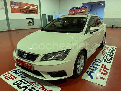 Usado Seat Leon Style 115 CV (84 kW) 2020 Blanco Familiar