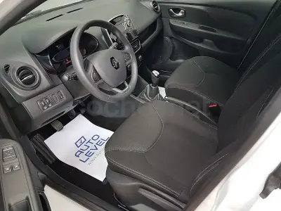 Usado Renault Clio IV Business 76 CV (55 kW) 2019 Blanco Berlina