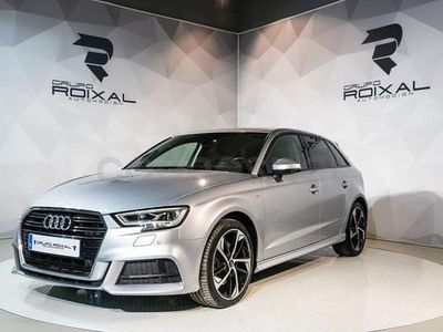 Usado Audi A3 S-Line 150 CV (110 kW) 2019 Gris / plata Berlina