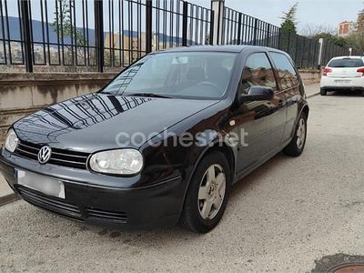 Usado VW Golf III Conceptline 100 CV (73 kW) 1999 Negro Berlina