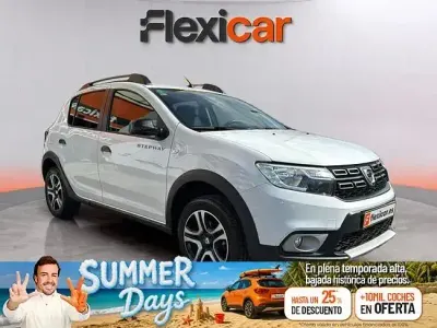 Usado Dacia Sandero Essentiel 100 CV (73 kW) 2020 Blanco Utilitario