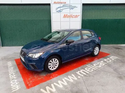 Usado Seat Ibiza Style Plus 80 CV (58 kW) 2019 Azul Utilitario