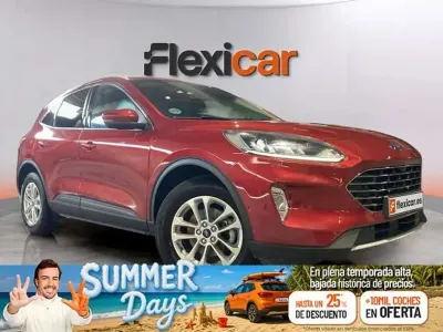 Usado Ford Kuga ST-Line 150 CV (110 kW) 2023 Burdeos SUV