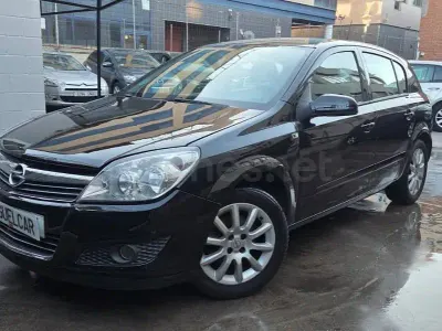 Usado Opel Astra Enjoy 105 CV (77 kW) 2007 Negro Berlina