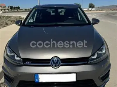 Usado VW Golf VII Sportline 110 CV (80 kW) 2015 Gris / plata Berlina