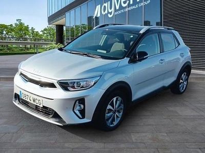 Usado 2022 Kia Stonic Plus SUV | 17.700 € (Precio justo)