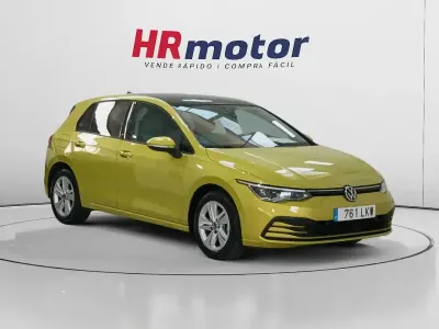 Usado VW Golf VII Life 150 CV (110 kW) 2020 Amarillo