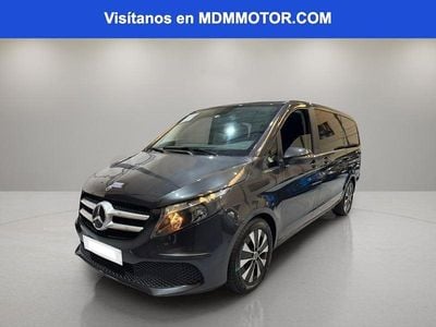 Usado Mercedes V220 Avantgarde 163 CV (119 kW) 2022 Gris / plata Monovolumen
