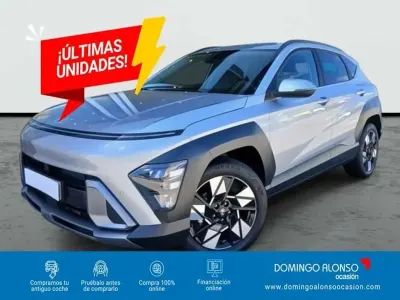 Usado Hyundai Kona 101 CV (74 kW) 2025 Plateado SUV