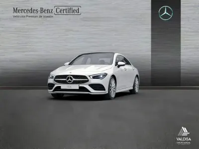 Usado Mercedes CLA200 163 CV (119 kW) 2022 Blanco polar Coupe