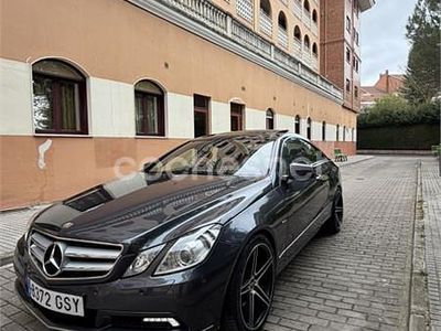 Usado Mercedes E350 Elegance 231 CV (169 kW) 2010 Gris / plata Coupe