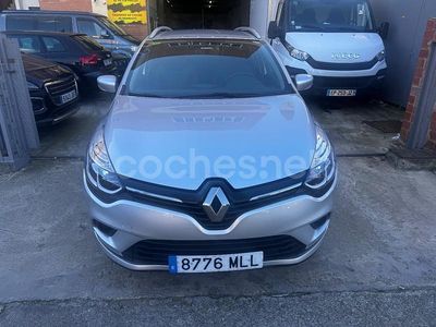 Gris / plata Usado 2019 Renault Clio GrandTour LIMITED Familiar | 8900 € (Precio justo)