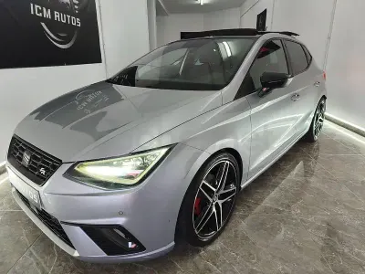 Usado Seat Ibiza FR 115 CV (84 kW) 2019 Gris / plata Utilitario
