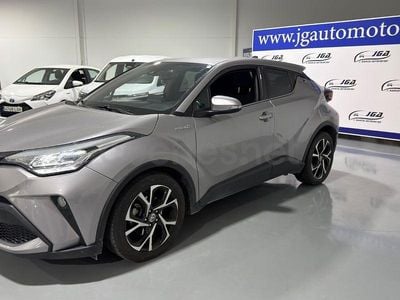 Usado Toyota C-HR Advance 122 CV (89 kW) 2022 Gris / plata SUV