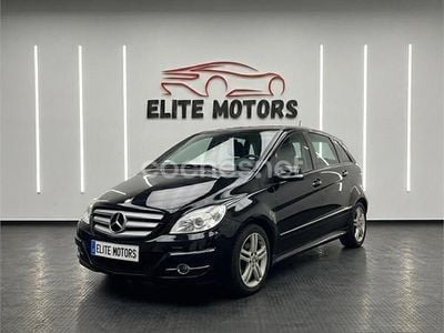 Usado Mercedes B200 140 CV (102 kW) 2009 Negro Monovolumen