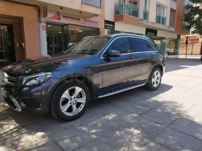 Usado Mercedes GLC220 Exclusive 170 CV (125 kW) 2016 Gris / plata SUV
