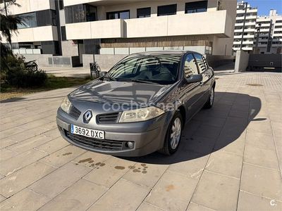 Verde Usado 2006 Renault Mégane II Dynamique Berlina | 2390 € (Precio justo)