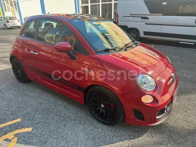 Usado Abarth 500 135 CV (99 kW) 2014 Rojo Utilitario