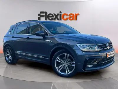 Usado VW Tiguan R-line 150 CV (110 kW) 2020 Gris SUV