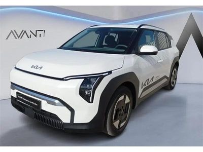 Käytetty Kia EV3 Earth 150 kW (204 HP) 2025 Valkoinen Katumaasturi