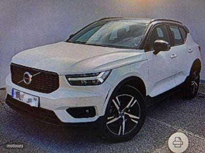 Blanco Usado 2020 Volvo XC40 R-Design SUV | 29.900 € (Precio justo)
