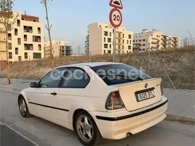 Usado BMW 320 150 CV (110 kW) 2002 Blanco Berlina
