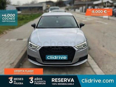 Usado Audi A3 Design 116 CV (85 kW) 2018 Gris / plata Berlina